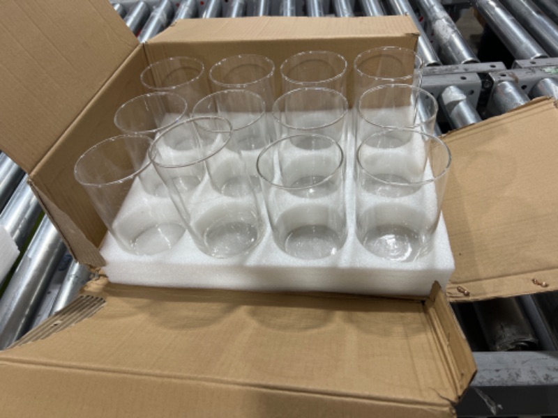 Photo 1 of 6 Inches Tall (15 cm) Clear Glass Cylinder vases,Pack of 12 Centerpiece Flower Vase,Floating Candle Holder for Home & Garden Decor, Wedding, Party. 12 Pack-6 Inches