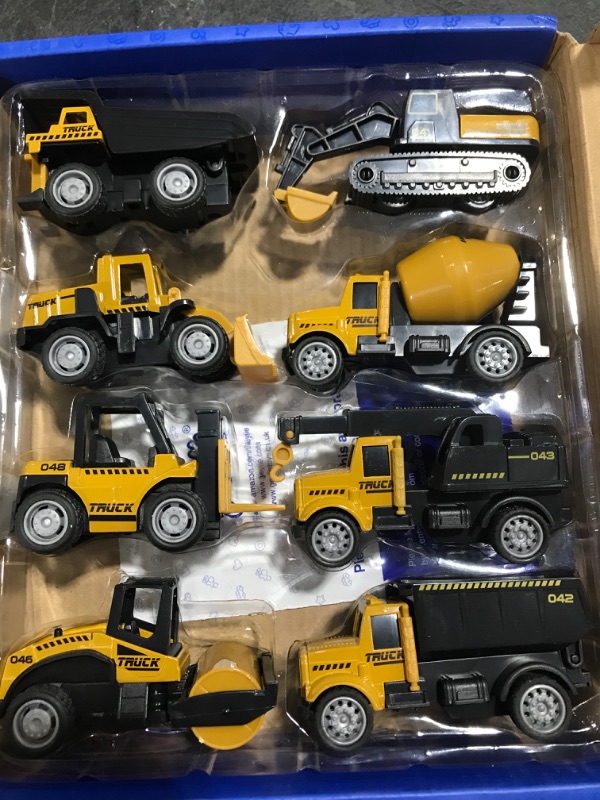 Photo 3 of Alloy Small Construction Cars Vehicles, Geyiie Die Cast Mini Construction Truck Toys, Heavy Duty Bulldozers Excavator Cement Dump Forklift Toys Outdoor Gifts for Kids Toddler Limited Edition