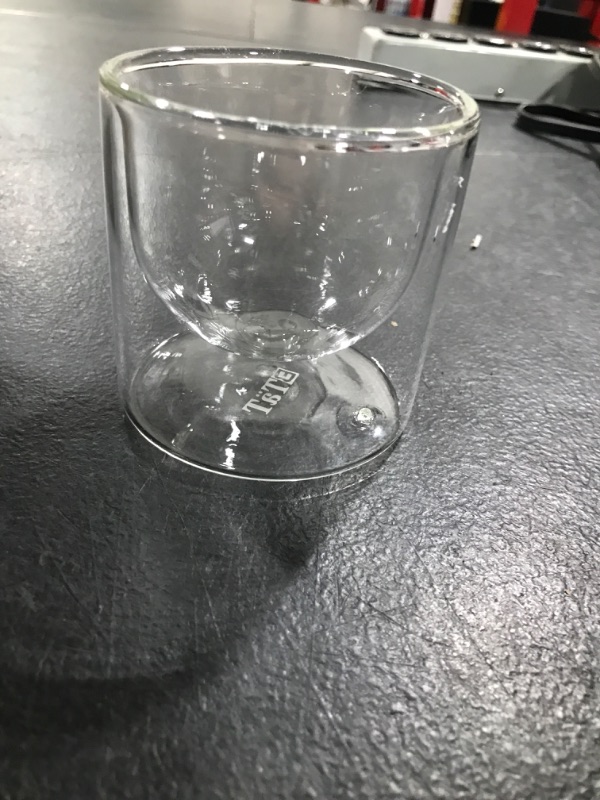 Photo 1 of 4 glass cups