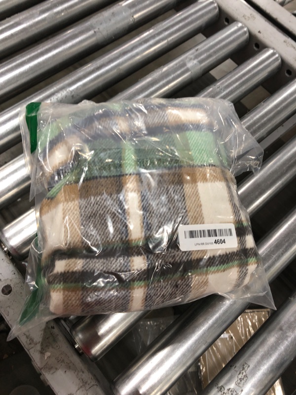 Photo 1 of GRAPENT Womens Plaid Flannel Shacket Jacket Button Down Shirt Jackets Long Sleeve Coats X-Large Green