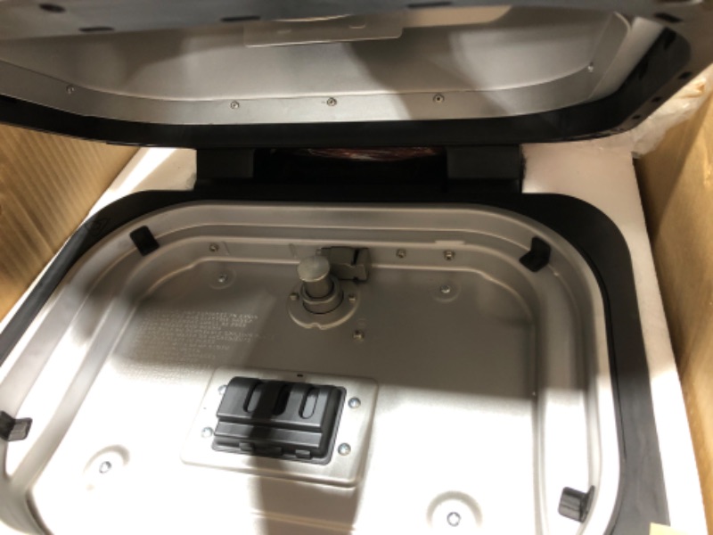 Photo 1 of Ninja IG651 Foodi Smart XL Pro 7-in-1 Indoor Grill/Griddle Combo, use Opened or Closed, with Griddle, Air Fry, Dehydrate & More, Pro Power Grate, Flat Top Griddle, Crisper, Smart Thermometer, Black 