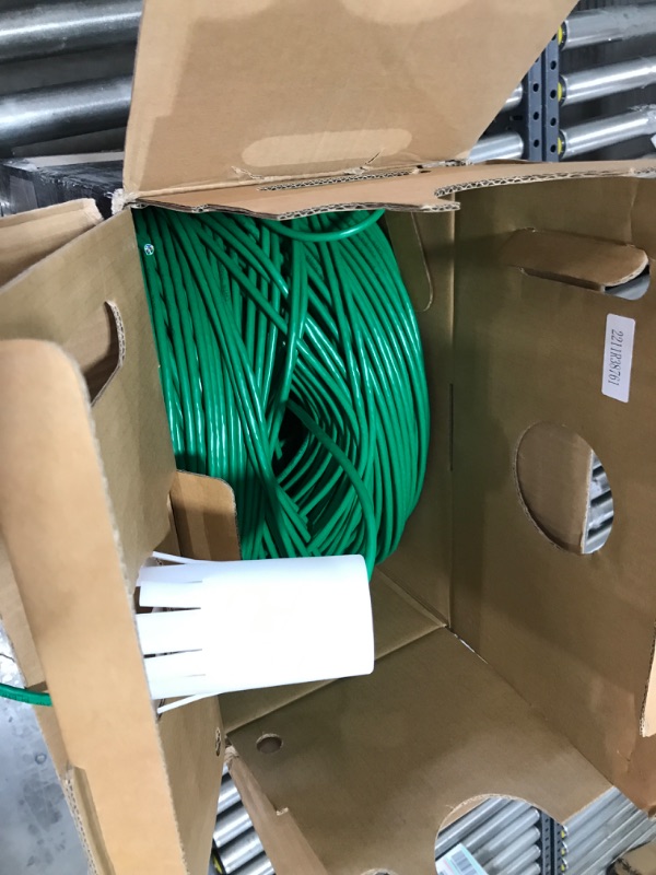 Photo 2 of CAT6 CMP PLENUM 23AWG ETHERNET CABLE EZ PULL 550MHZ BOX, 1000 FEET, GREEN