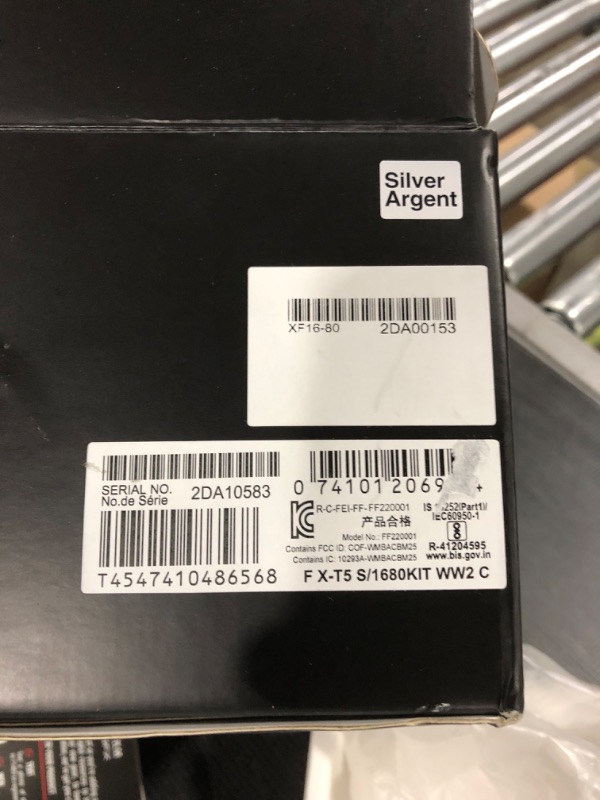 Photo 4 of  - missing battery - unable to test -  Fujifilm X-T5 Mirrorless Camera with XF18-55mmF2.8-4 R LM OIS Lens (Silver) - missing battery - unable to test - 
