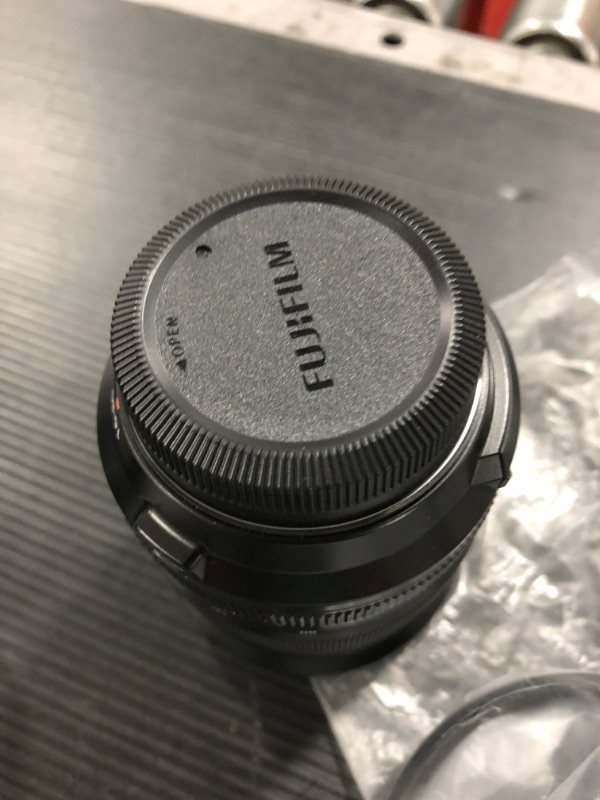 Photo 9 of  - missing battery - unable to test -  Fujifilm X-T5 Mirrorless Camera with XF18-55mmF2.8-4 R LM OIS Lens (Silver) - missing battery - unable to test - 
