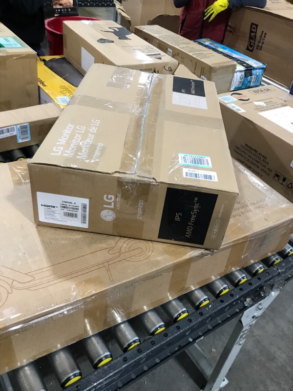 Photo 1 of LG FHD 27-Inch Computer Monitor 27MP450-B, IPS with AMD FreeSync, Black
(FOR PARTS)