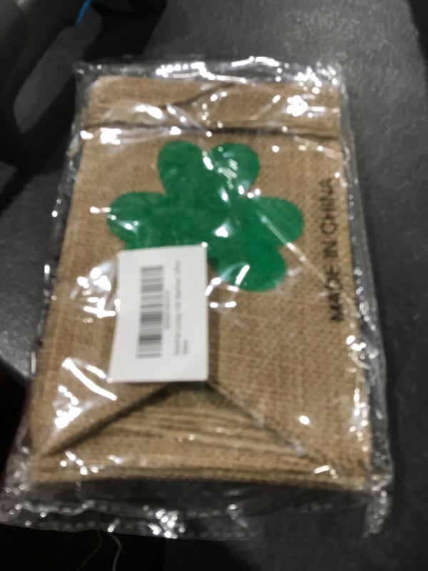 Photo 1 of 3sscha 2Pcs Happy Birthday Banner St.Patrick's Day Decoration Lucky One Clover Linen Banner 1st Birthday Spring Hanging Decor Outdoor Burlap Bunting Flag Photo Props Backdrop for Party Favor Supplies