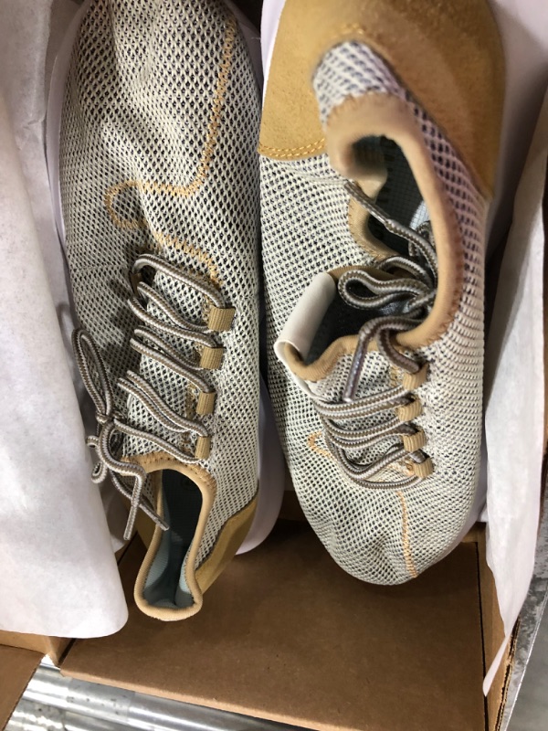 Photo 1 of CAMVAVSR Men's Sneakers Fashion Lightweight Running Shoes Tennis Casual Shoes for Walking sz 11