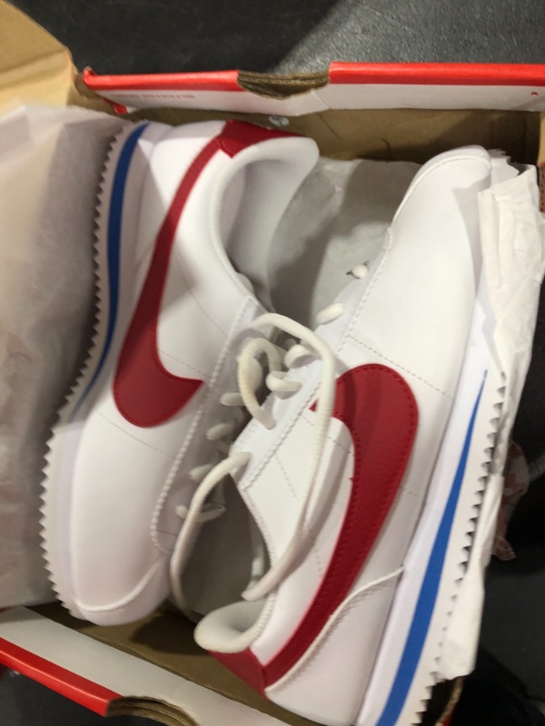 Photo 2 of Nike Unisex-Child Cortez Basic Sl  6Y Big Kid White/Varsity Red