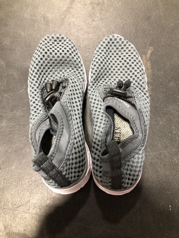 Photo 2 of Zhuanglin Women's Quick Drying Aqua Water Shoes 7.5 Dark Grey