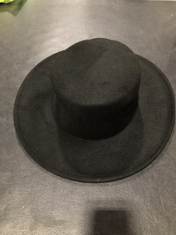 Photo 1 of Black Hat 57cm
