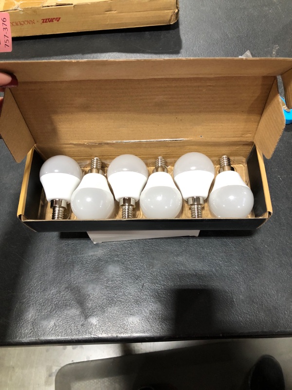 Photo 2 of 6 watt(60w Equivalent) Hansang LED Bulbs Light E12 Screw Base Candelabra Round Bulb 600 Lumen,High CRI,Daylight 5000K,G14 Decorative Bulb Non dimmable for Ceiling Fan 120V Pack of 6 (Daylight 5000K) Daylight 5000K 6 Count (Pack of 1)