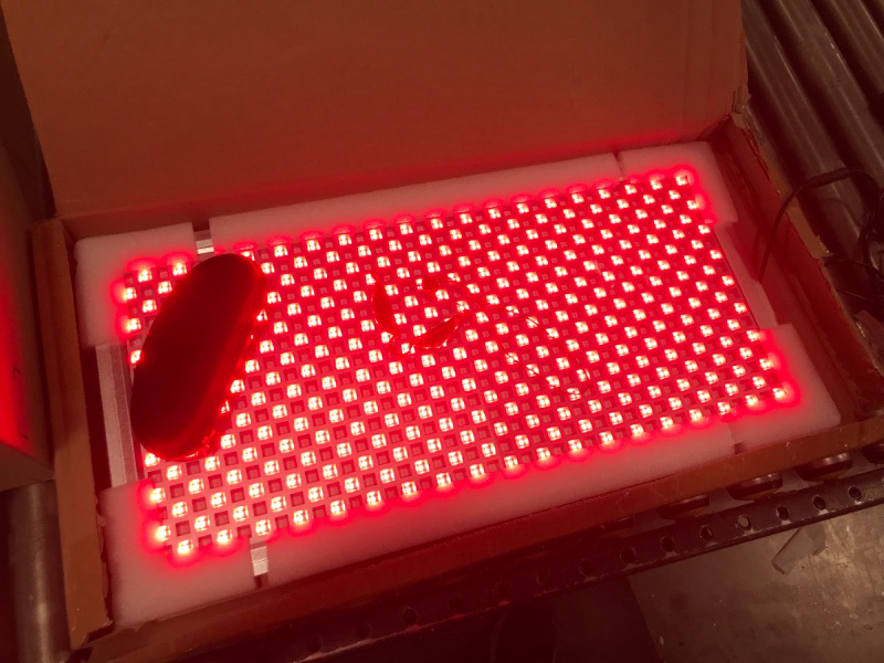 Photo 3 of Allisable Red Light Therapy Panel, Deep Red 660nm and Near Infrared 850nm Light Combo(646 LEDs)