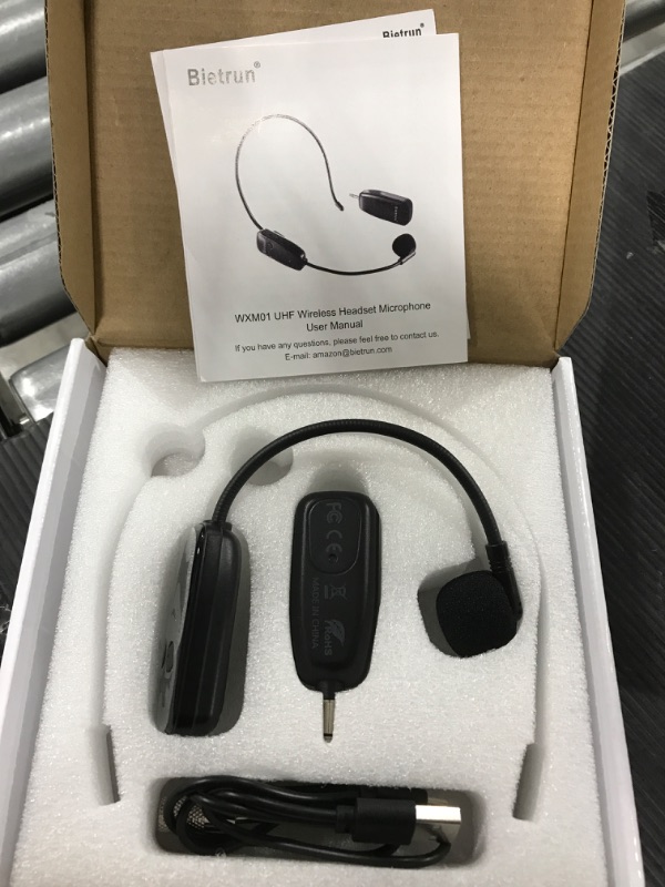 Photo 2 of FOR PARTS ONLY- Bietrun UHF Wireless Microphone Headset, 165ft Range, Working Time 6H, 1/4''Plug, Wireless Headset Mic ?Handheld Mic 2 in 1, for Karaoke Speaker, Amplifier, Mic Speakers, PA System, Teaching, Fitness Black