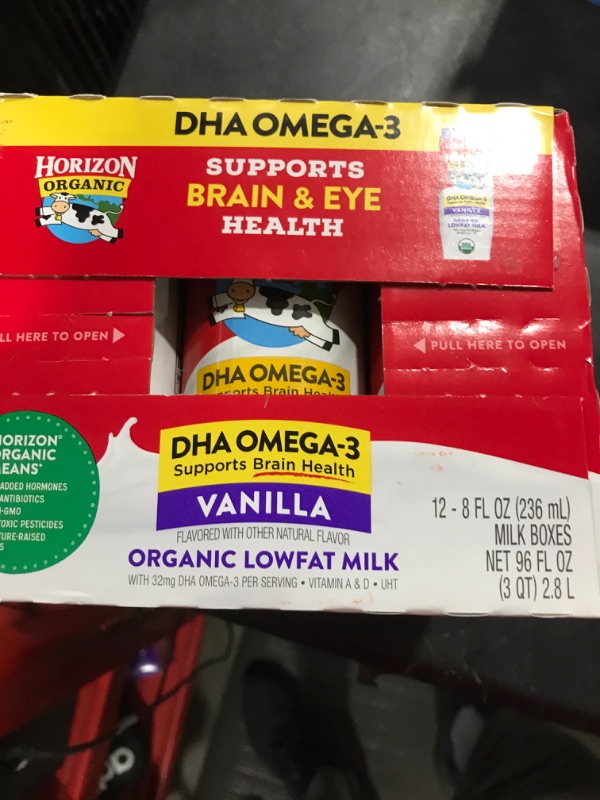 Photo 2 of Horizon Organic Shelf-Stable 1% Low Fat milk Boxes with DHA Omega-3, Vanilla, 8 oz., 12 Pack Vanilla with DHA 8 Fl Oz (Pack of 12)