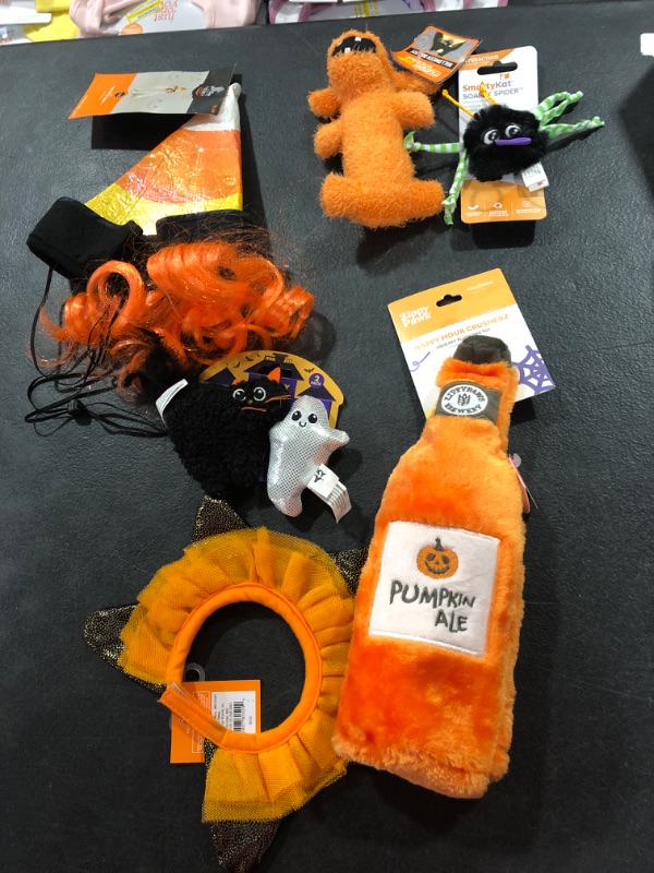 Photo 1 of BUNDLE OF DOG TOYS 
