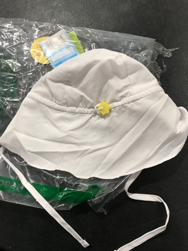 Photo 2 of i play. Baby Flap Sun Protection Swim Hat 2-4T White