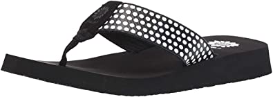 Photo 1 of Yellow Box Women's Fromy Flip-Flop 
