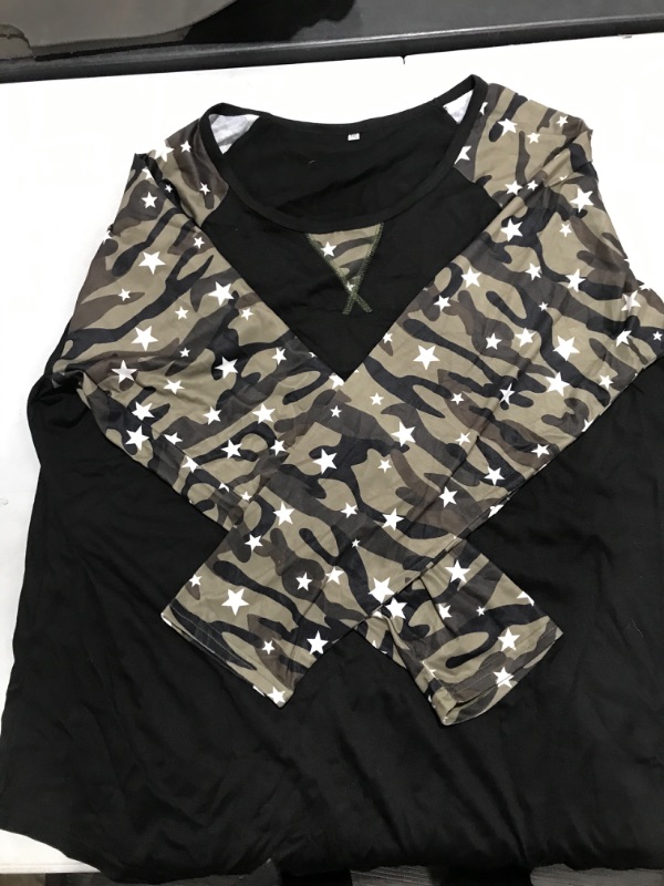 Photo 1 of black and camo star shirt 3xl