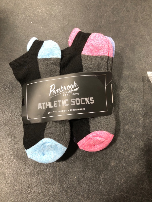 Photo 1 of 6 pack Socks. Unknown Size 
