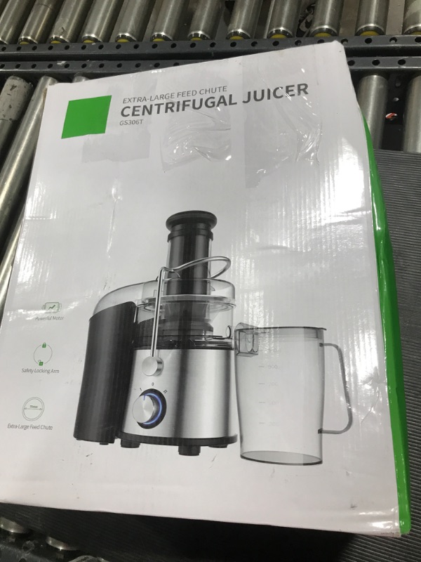 Photo 4 of GDOR 1200W Juicer with Titanium Enhanced Cut Disc, Larger 3” Feed Chute Juicer Machines for Whole Fruits and Vegetables, Centrifugal Juicer with 40 Oz Juice Pitcher, BPA-Free, Easy to Clean, Silver