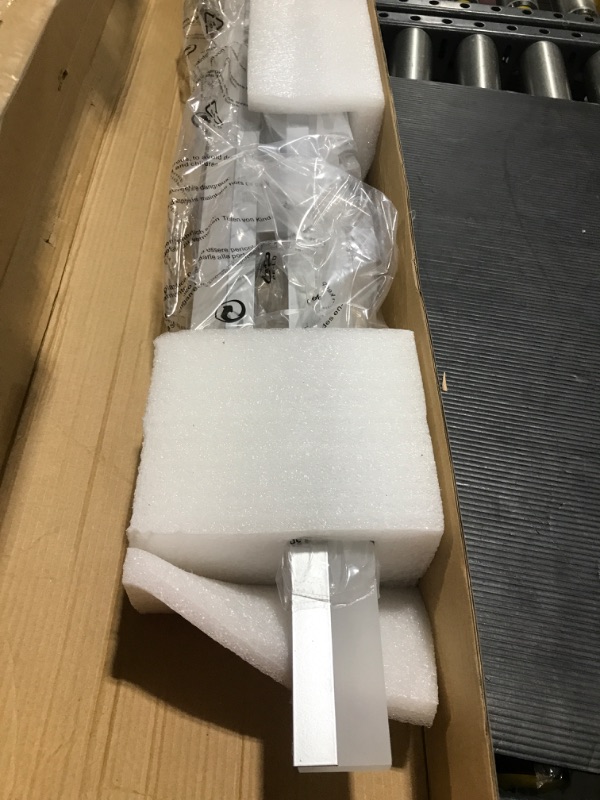 Photo 1 of PRESDE 32inch Modern LED Bathroom Vanity Light Fixtures for Bathroom Silver Bath Lighting?Cold White 6000K? Silver-Non Dimmable 32inch