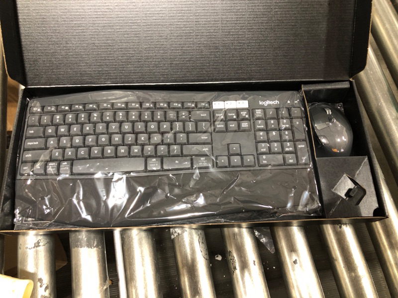 Photo 2 of Logitech MK850 Performance Wireless Keyboard and Mouse Combo
