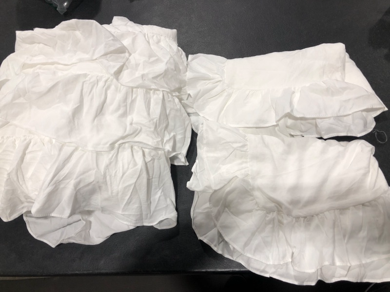 Photo 2 of 3 Piece Ruffle Skirt Bedspread Set White Size 51x66x2
