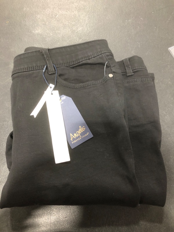 Photo 1 of BLACK JEANS SIZE 20 