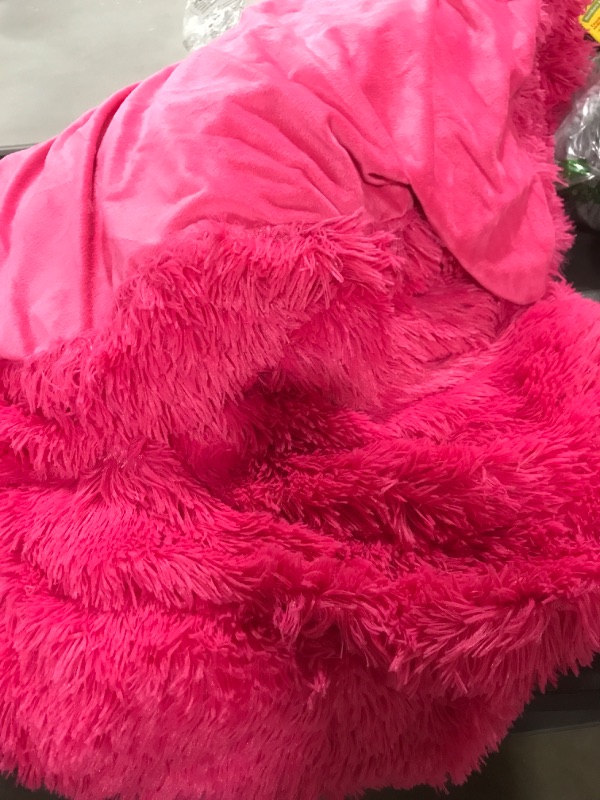 Photo 2 of A comforter fluffy faux hot pink 
