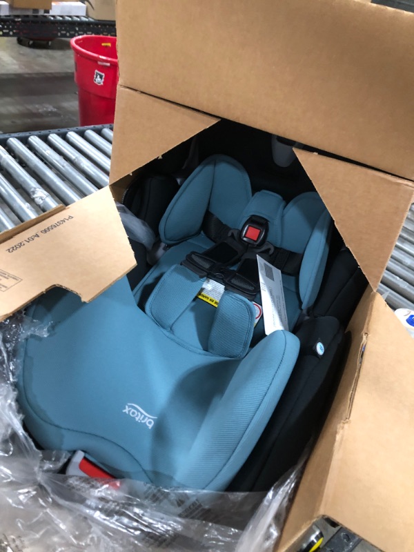 Photo 1 of Britax Boulevard Clicktight Convertible Car Seat, Green Contour SafeWash Boulevard Green Contour