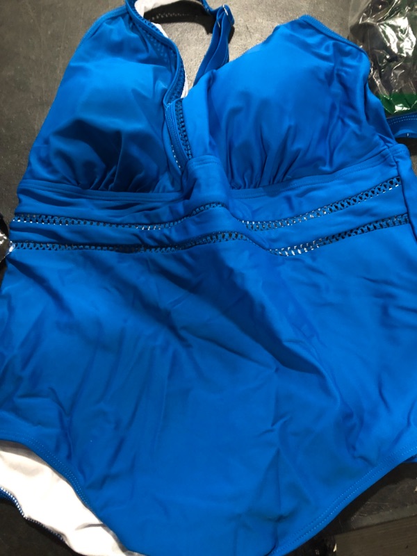 Photo 1 of Womens (22W) Blue Swimsuit 