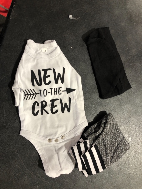 Photo 1 of Baby Clothes Set (4M) 