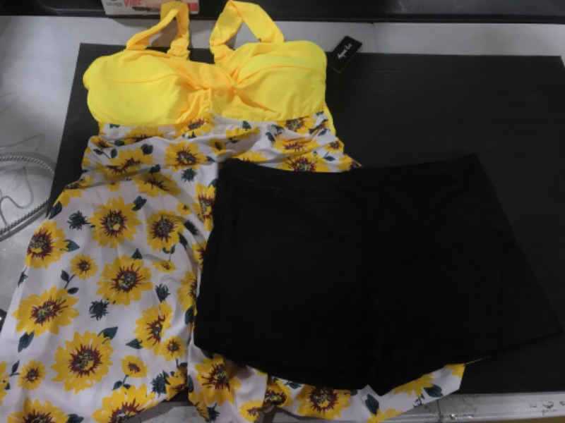 Photo 1 of 2 PIECE FLORAL SWIMSUIT SIZE 18W 