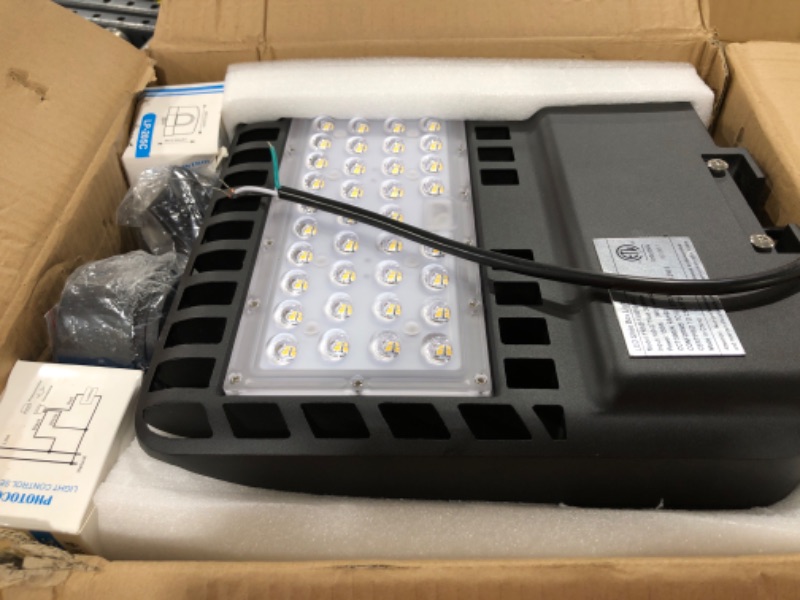 Photo 3 of 150W LED Parking Lot Light 21000LM ( Eqv 600W HID/HPS ) SlipFitter Mount LED Pole Light with Photocell, ETL Daylight With IP65 Waterproof Outdoor Stadium Light Saving 5500KW/5Yrs(5Hrs/Day) -2Pack
