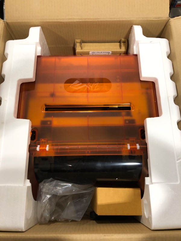 Photo 3 of XYZPrinting da Vinci Jr. 1.0A Pro 3D Printer Open Filament 3D Printing Build Size: 6.9" x 6.9" x 6.9" Fully Enclosed