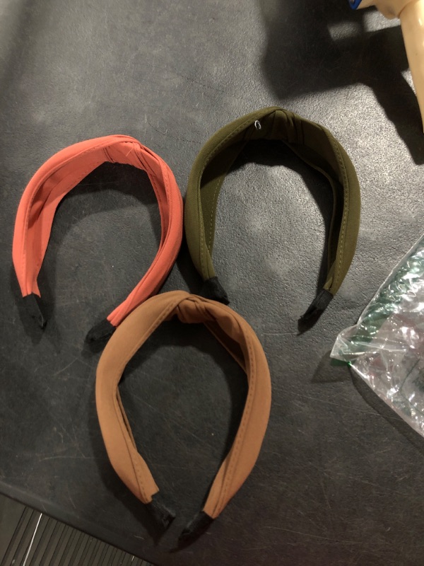 Photo 1 of 3 pack headbands 