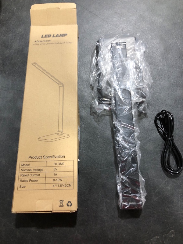 Photo 1 of led lamp aluminum alloy eyes protected desk lamp