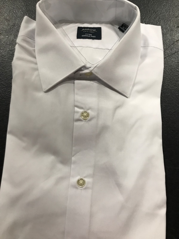 Photo 1 of Arrow fitted dress shirt (folded) size large