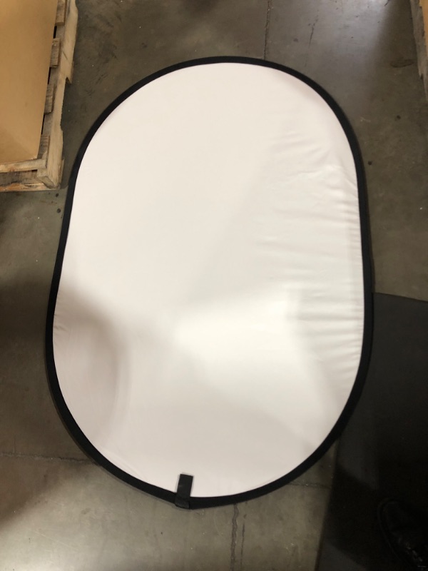 Photo 2 of 5X3.3 ft (1.5mX1m) 2 in 1 Cotton Muslin Black White Collapsible Reflector Backgrounds Portable Collapsible Reversible Photography Backdrop with Carrying Bag Black/White