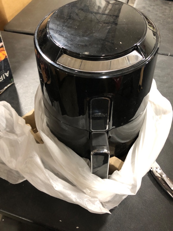 Photo 1 of Crux 3.7-Quart Touchscreen Electric Air Fryer

