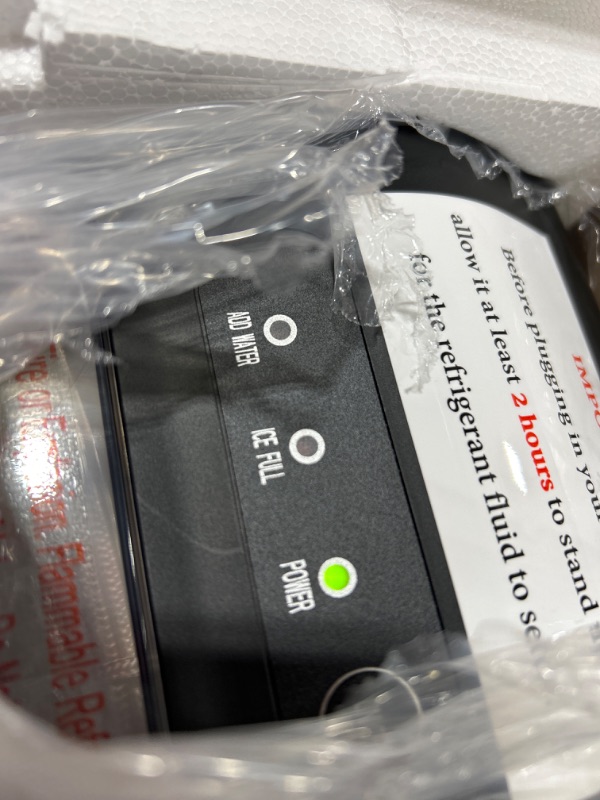 Photo 4 of Electactic Ice Maker Countertop, Efficient Easy Carry Ice Machine, Self-Cleaning Ice Maker with Ice Scoop & Basket, 9pcs/ 8mins 26.6Lbs Per Day for Home/Office/Kitchen, Black, Z5812H-BLACK
