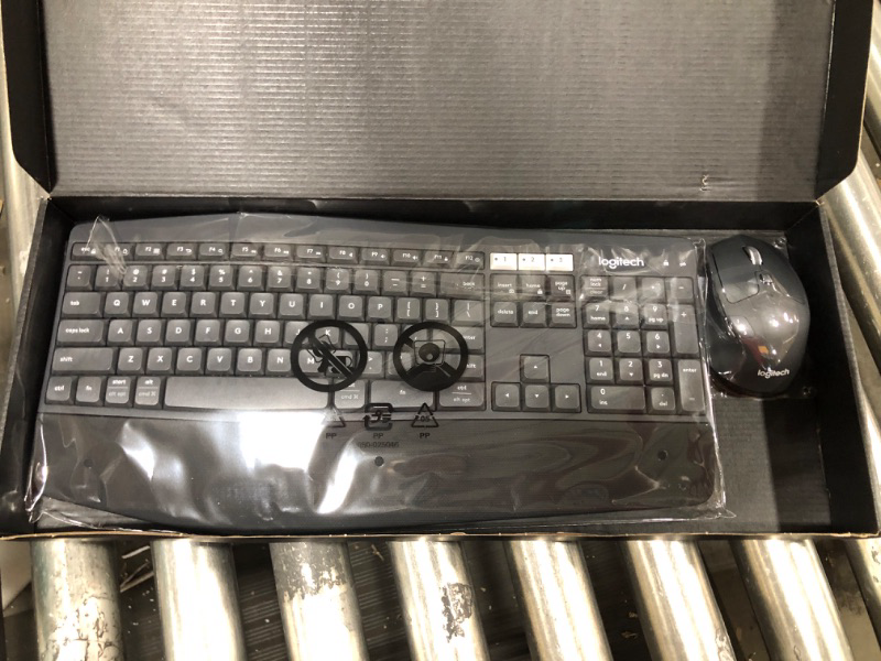 Photo 1 of Logitech MK850 Performance Wireless Keyboard and Mouse Combo
