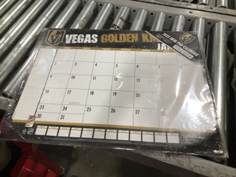 Photo 2 of TURNER SPORTS Vegas Golden Knights 2022 22X17 Desk Calendar (22998061575)