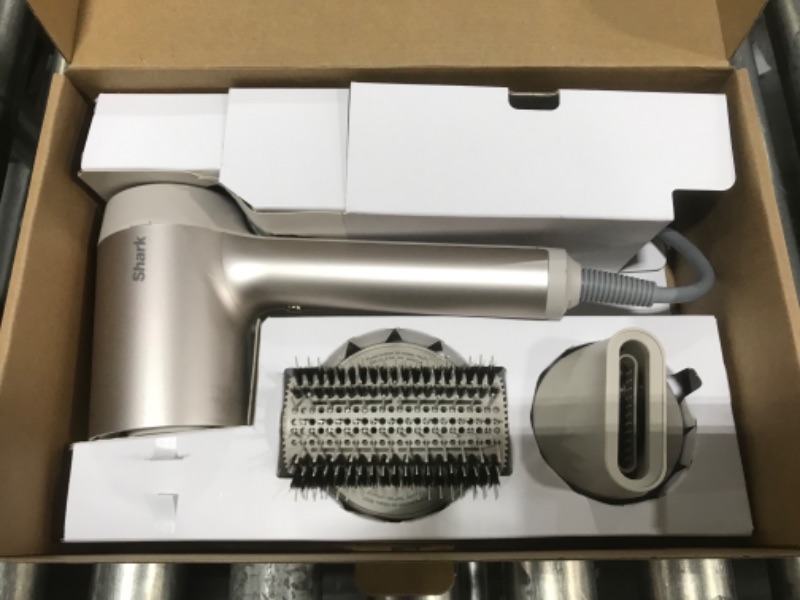 Photo 2 of  Shark HyperAIR Fast-Drying Hair Blow Dryer HD112 