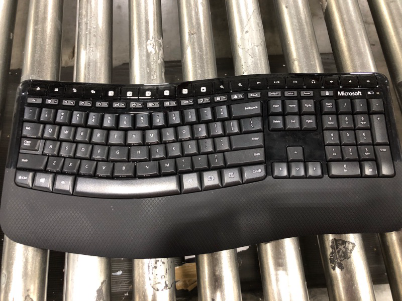 Photo 1 of Mircosoft Wireless Keyboard -- Double A Batteries  