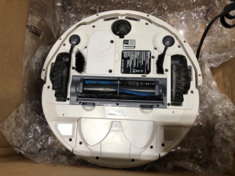 Photo 4 of  SOLD FOR PARTS ONLY, Shark AV251WAOUS AI Robot Vacuum with XL Self-Empty Base, Silver and Black