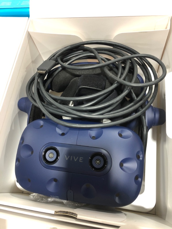 Photo 5 of HTC VIVE Pro Virtual Reality System