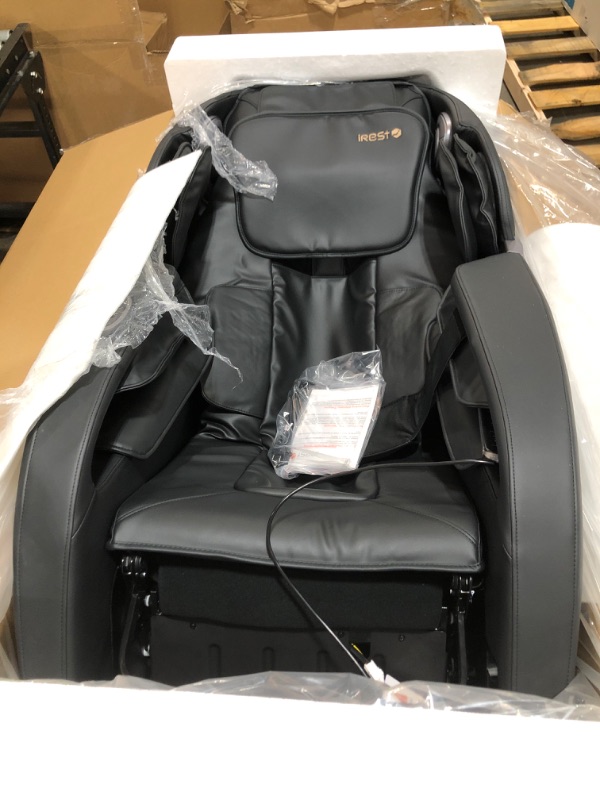 Photo 2 of iRest A303 3D SL-Track Full Body Massage Chair
