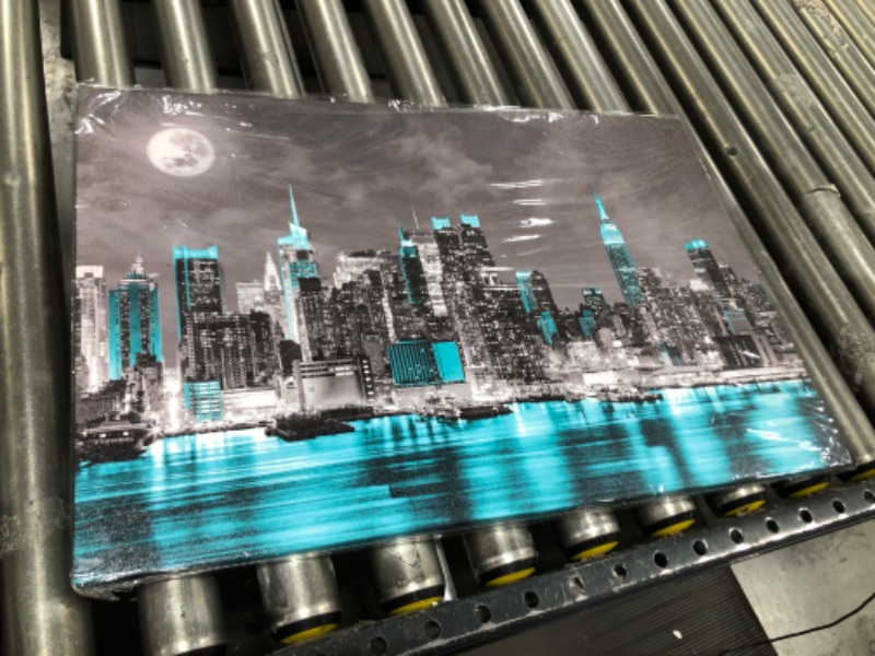 Photo 1 of 24 X 16 INCHES NEW YORK SKYLINE CANVAS PRINT PAINTING