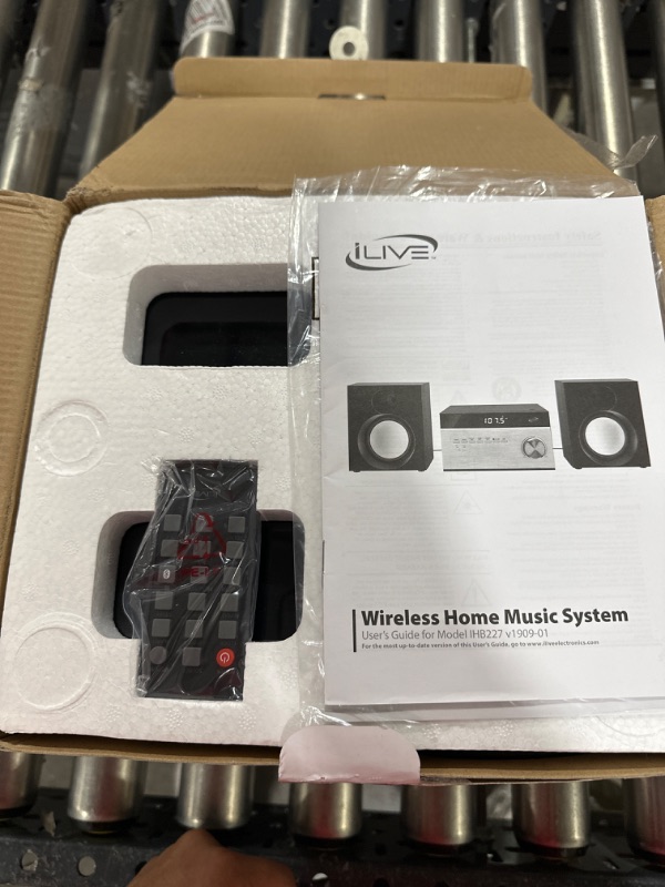 Photo 2 of iLive Wireless Home Stereo System, with CD Player and AM/FM Radio, Includes Remote Control (iHB227B),Black/Silver